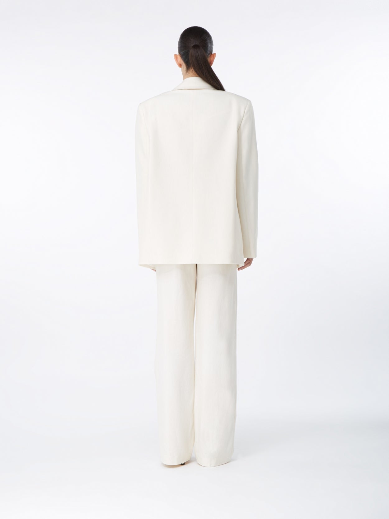 vidal | ecru GAUGE81